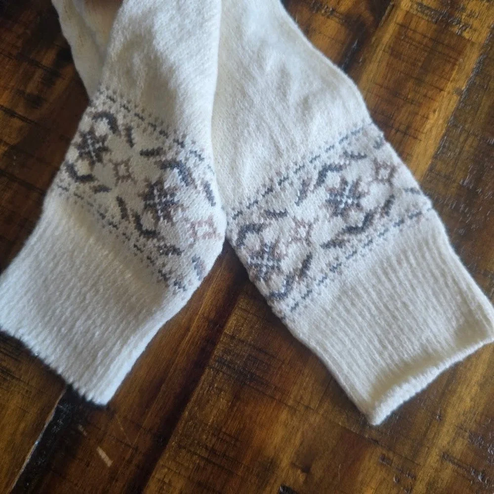 MUK LUKS Ivory Tall Boot Sock Fair Isle Mid-Calf‎ Women Size 6-11 Cozy Winter